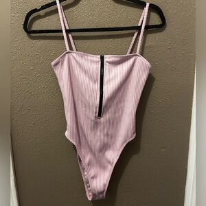 One piece swim suit light pink